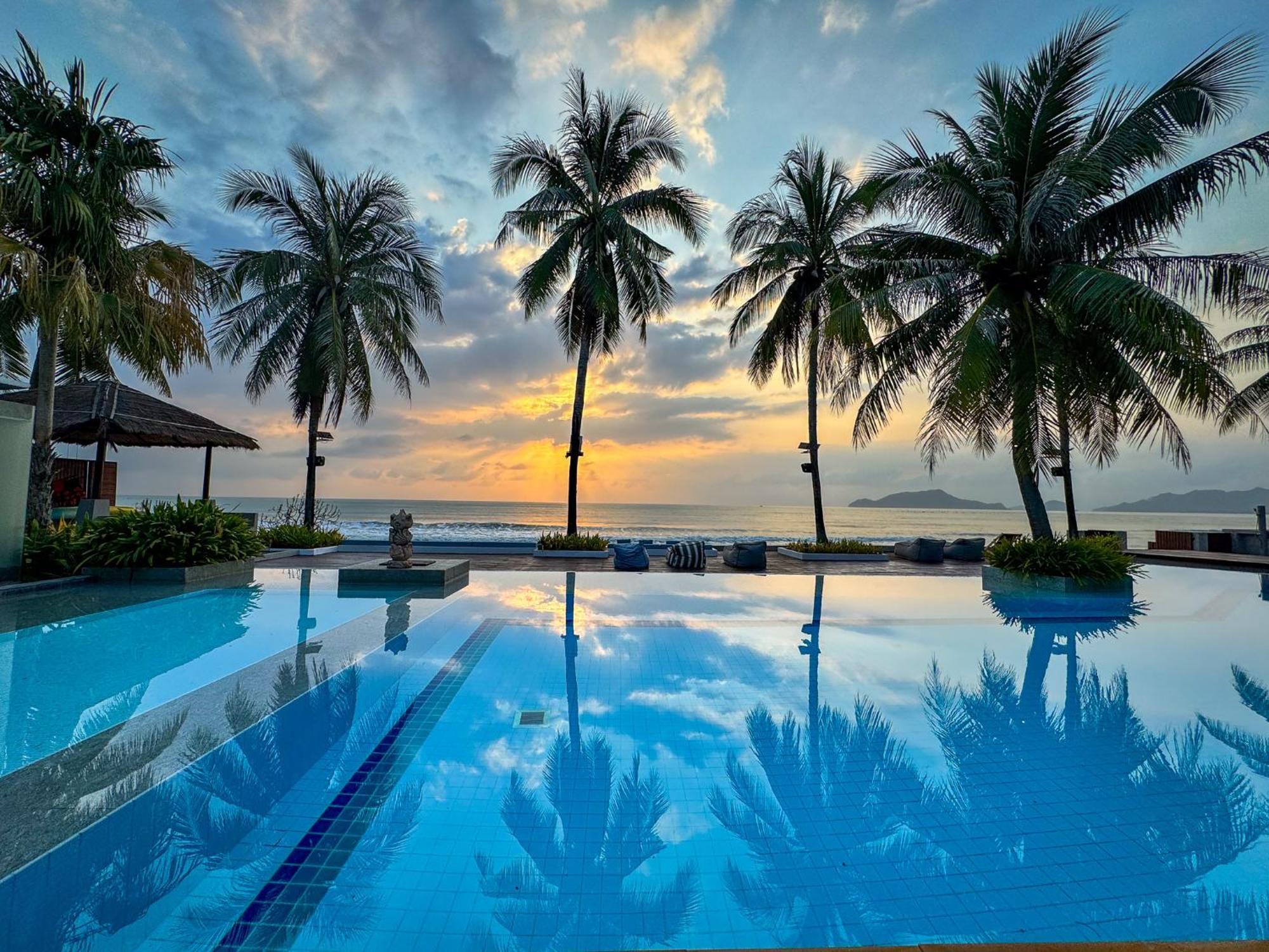 Hotel Minitel By The Sea - Pranburi Sam Roi Yot Exterior foto